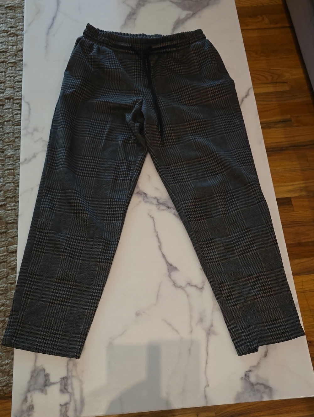 a new day Women's Black & Gray Plaid Jogger Sweatpants